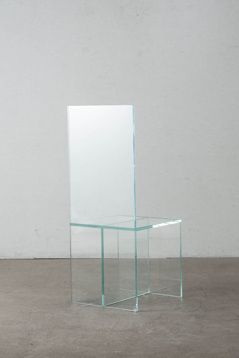 Merci Bob Glass Chair,Elena Cutolo,エレナ・クトロ,清澄白河,Antique,Vintage,Interior Design,topso,stoop,chair,アンティーク,ビンテージ,ヴィンテージ,家具,雑貨,インテリア,店舗什器,設計,インテリアデザイン,内装,什器,店舗設計,ギャラリー,デザイナーズ家具,ショールーム,椅子,GLAS ITALIA,グラスイタリア