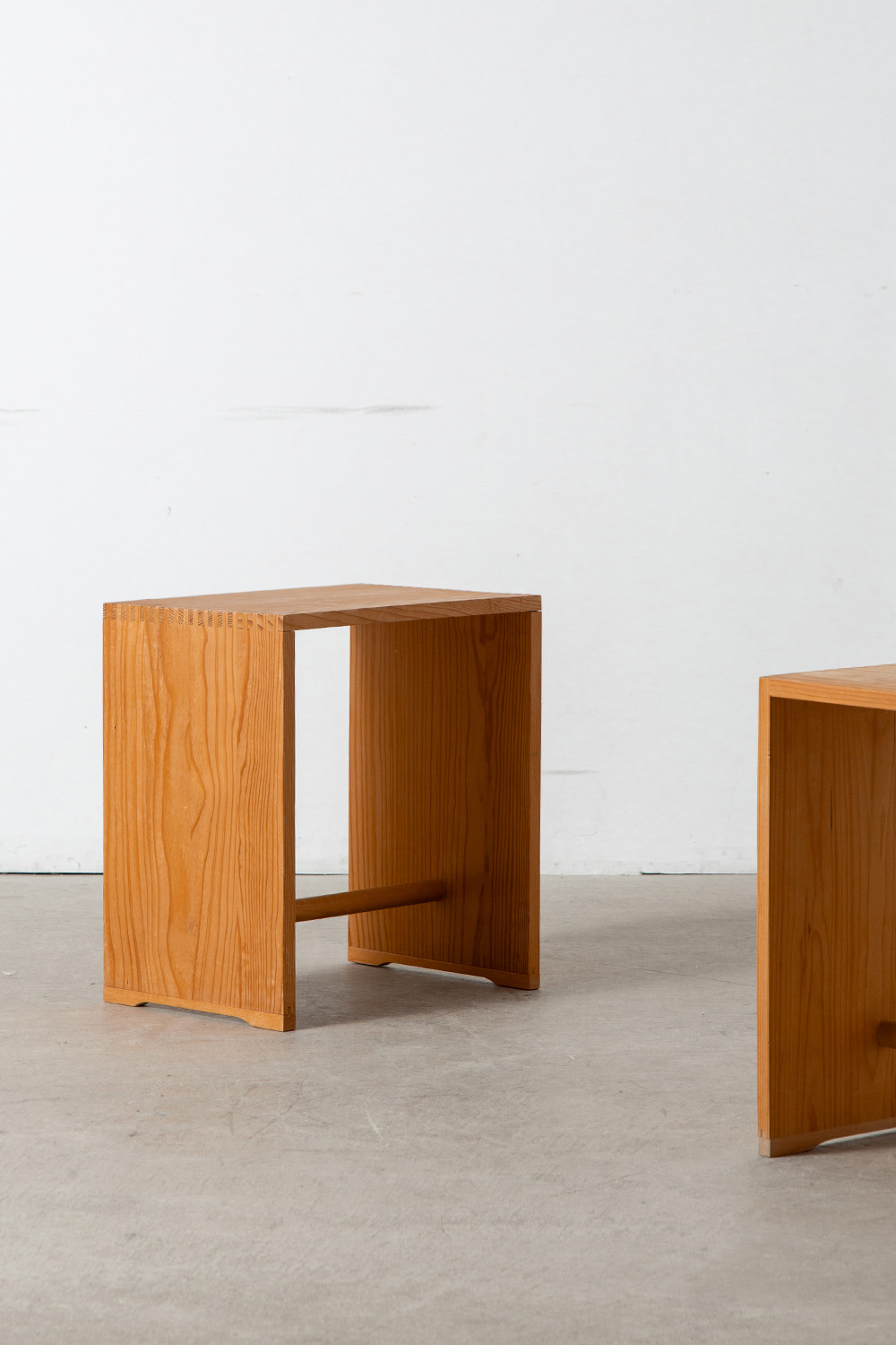 ‘Ulm’ Stool and Side Table by Max Bill
