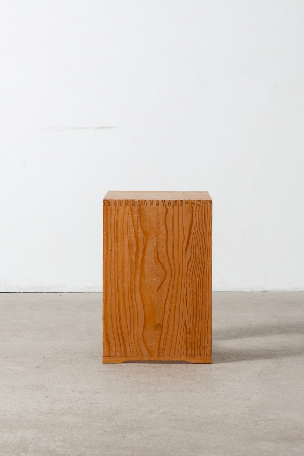 ‘Ulm’ Stool and Side Table by Max Bill