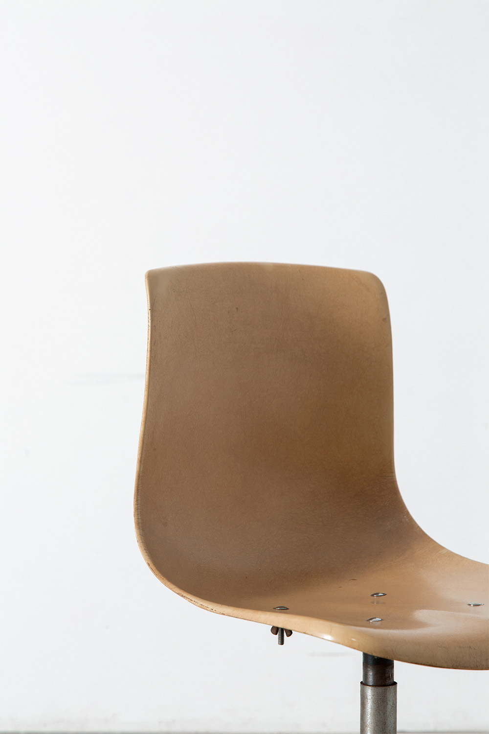 Dining Chair in Glass fiber and Steel