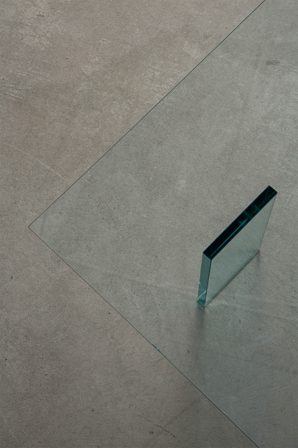 stoop | Glass Table by Shiro Kuramata for GLAS ITALIA in Glass