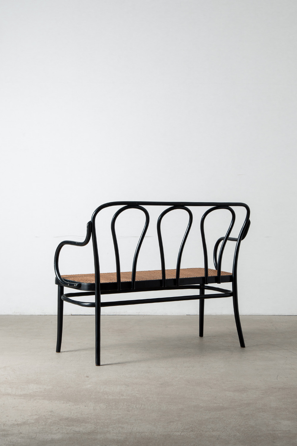 Bentwood Bench,ベントウッドベンチ,Thonet Style ,Thonet,トーネット,Germany,ドイツ,MID-CENTURY MODERN,ミッドセンチュリーモダン,清澄白河,アンティークショップ,Antique,Vintage,Interior Design,アンティーク,ビンテージ,ヴィンテージ,家具,雑貨,インテリア,店舗什器,設計,インテリアデザイン,内装,什器,店舗設計,ギャラリー,