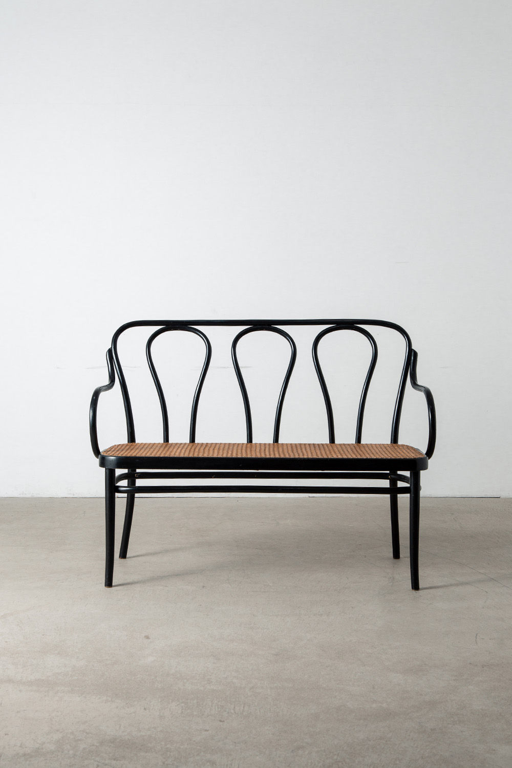 Bentwood Bench,ベントウッドベンチ,Thonet Style ,Thonet,トーネット,Germany,ドイツ,MID-CENTURY MODERN,ミッドセンチュリーモダン,清澄白河,アンティークショップ,Antique,Vintage,Interior Design,アンティーク,ビンテージ,ヴィンテージ,家具,雑貨,インテリア,店舗什器,設計,インテリアデザイン,内装,什器,店舗設計,ギャラリー,