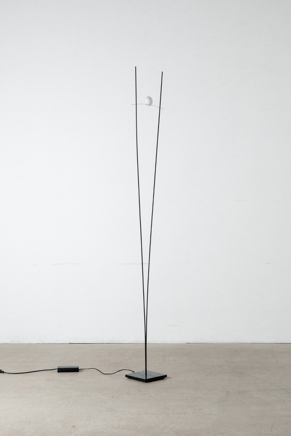ILIOS,Floor Lamp,フロアランプ,Lamp,ランプ,Ingo Maurer,インゴ・マウラー,Franz Ringelhan,フランツ・リンゲルハン,Germany,ドイツ,M Design,MID-CENTURY MODERN,ミッドセンチュリーモダン,清澄白河,アンティークショップ,Antique,Vintage,Interior Design,アンティーク,ビンテージ,ヴィンテージ,家具,雑貨,インテリア,店舗什器,設計,インテリアデザイン,内装,什器,店舗設計,ギャラリー,
