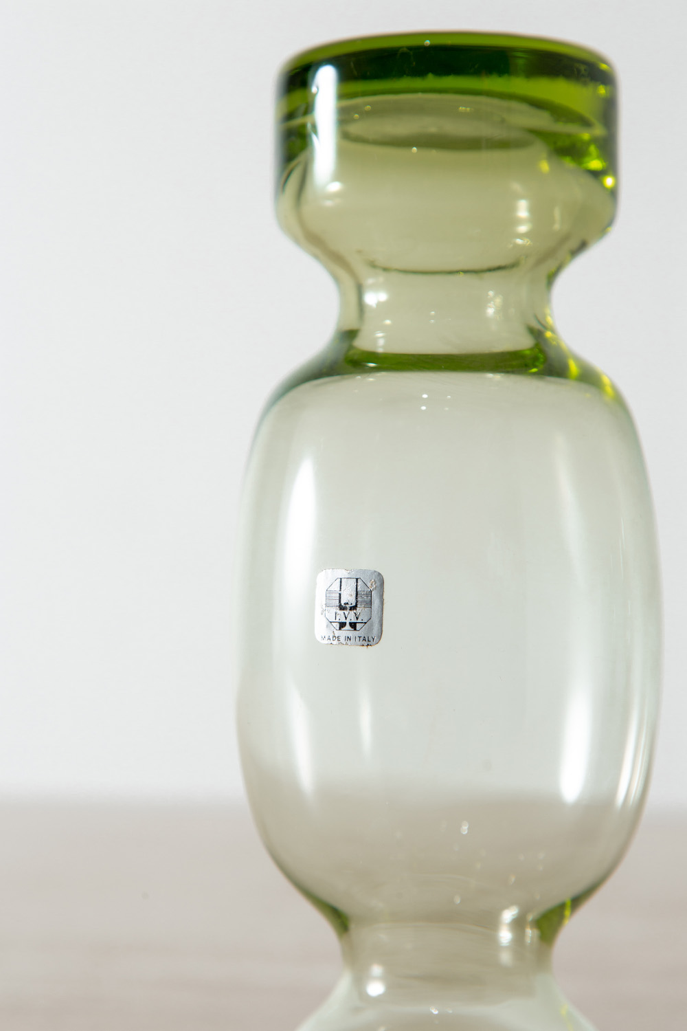 Glass for IVV in Green