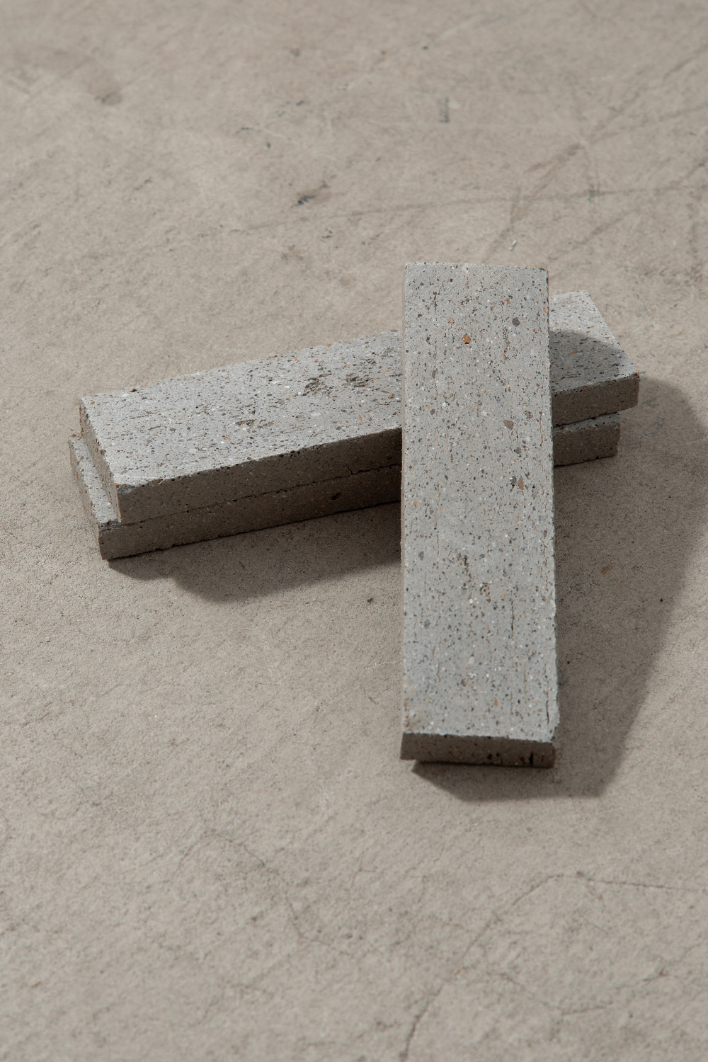 Renga Tile,Renga,レンガ,OBJECT,オブジェ,Contemporary,コンテンポラリー,Japan,日本,stoop,topso,清澄白河,Antique,Vintage,Interior Design,アンティーク,ビンテージ,ヴィンテージ,家具,雑貨,インテリア,店舗什器,設計,インテリアデザイン,内装,什器,店舗設計,ギャラリー,デザイナーズ家具,ショールーム