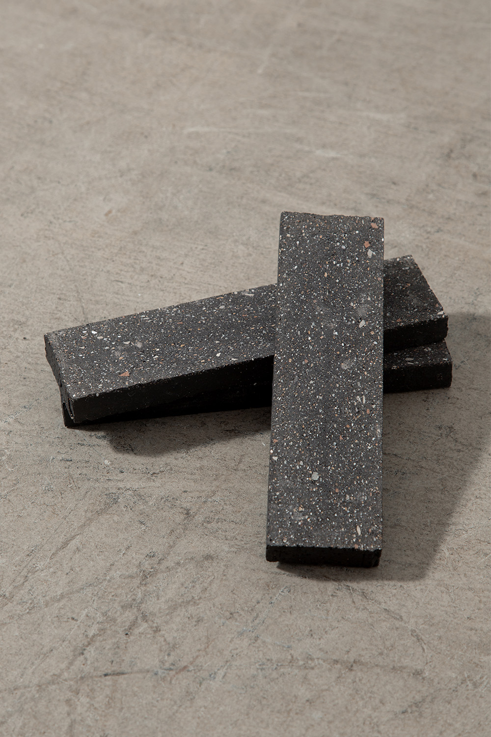 Renga Tile,Renga,レンガ,OBJECT,オブジェ,Contemporary,コンテンポラリー,Japan,日本,stoop,topso,清澄白河,Antique,Vintage,Interior Design,アンティーク,ビンテージ,ヴィンテージ,家具,雑貨,インテリア,店舗什器,設計,インテリアデザイン,内装,什器,店舗設計,ギャラリー,デザイナーズ家具,ショールーム