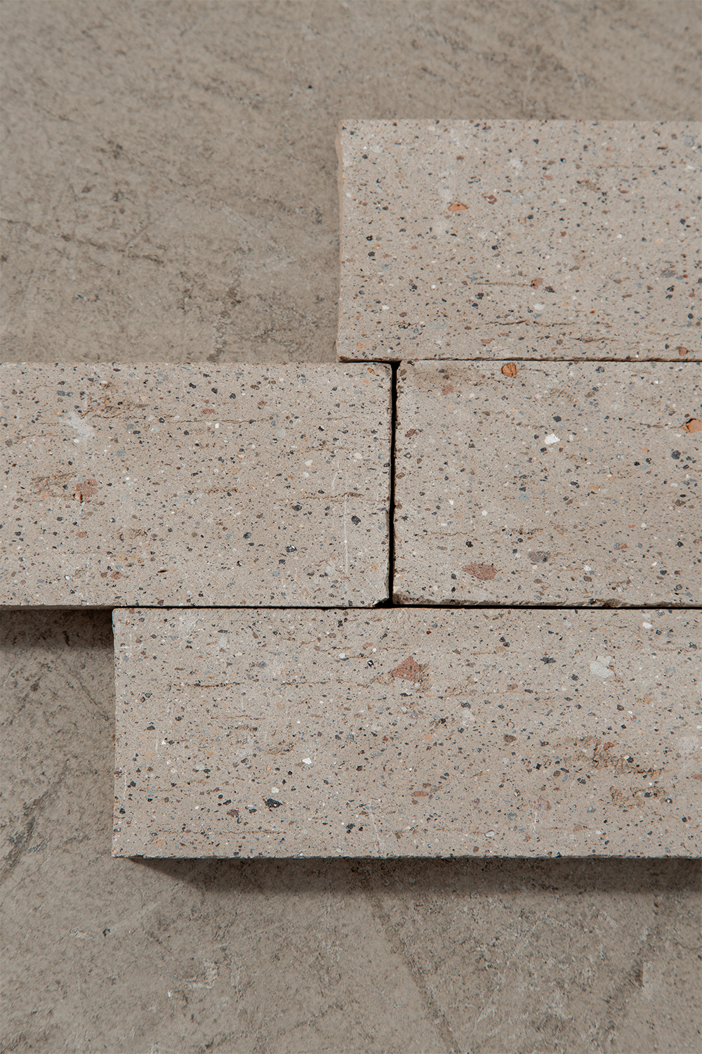 Renga Tile,Renga,レンガ,OBJECT,オブジェ,Contemporary,コンテンポラリー,Japan,日本,stoop,topso,清澄白河,Antique,Vintage,Interior Design,アンティーク,ビンテージ,ヴィンテージ,家具,雑貨,インテリア,店舗什器,設計,インテリアデザイン,内装,什器,店舗設計,ギャラリー,デザイナーズ家具,ショールーム