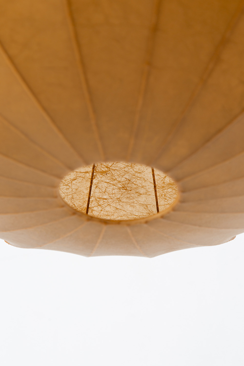 Cocoon Pendant Lamp in Resin and Plastic