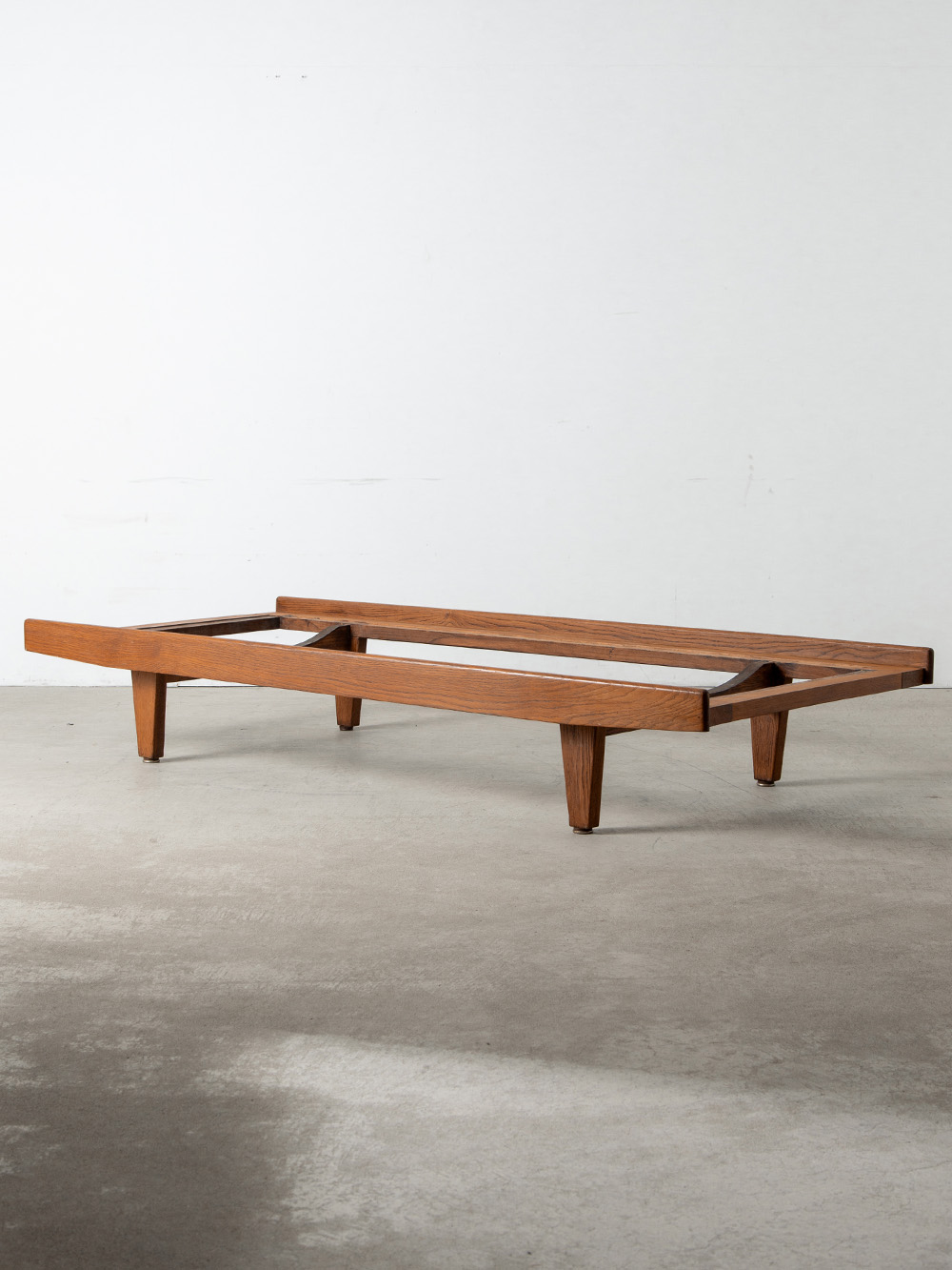 France Vintage Day Bed in Oak