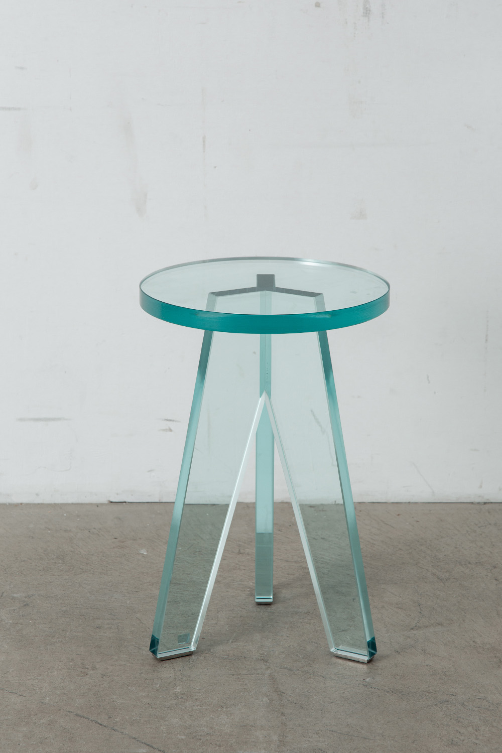 Crystal Stool,Philippe Starck,フィリップ・スタルク,清澄白河,Antique,Vintage,Interior Design,topso,stoop,stool,アンティーク,ビンテージ,ヴィンテージ,家具,雑貨,インテリア,店舗什器,設計,インテリアデザイン,内装,什器,店舗設計,ギャラリー,デザイナーズ家具,ショールーム,椅子,スツール,GLAS ITALIA,グラスイタリア