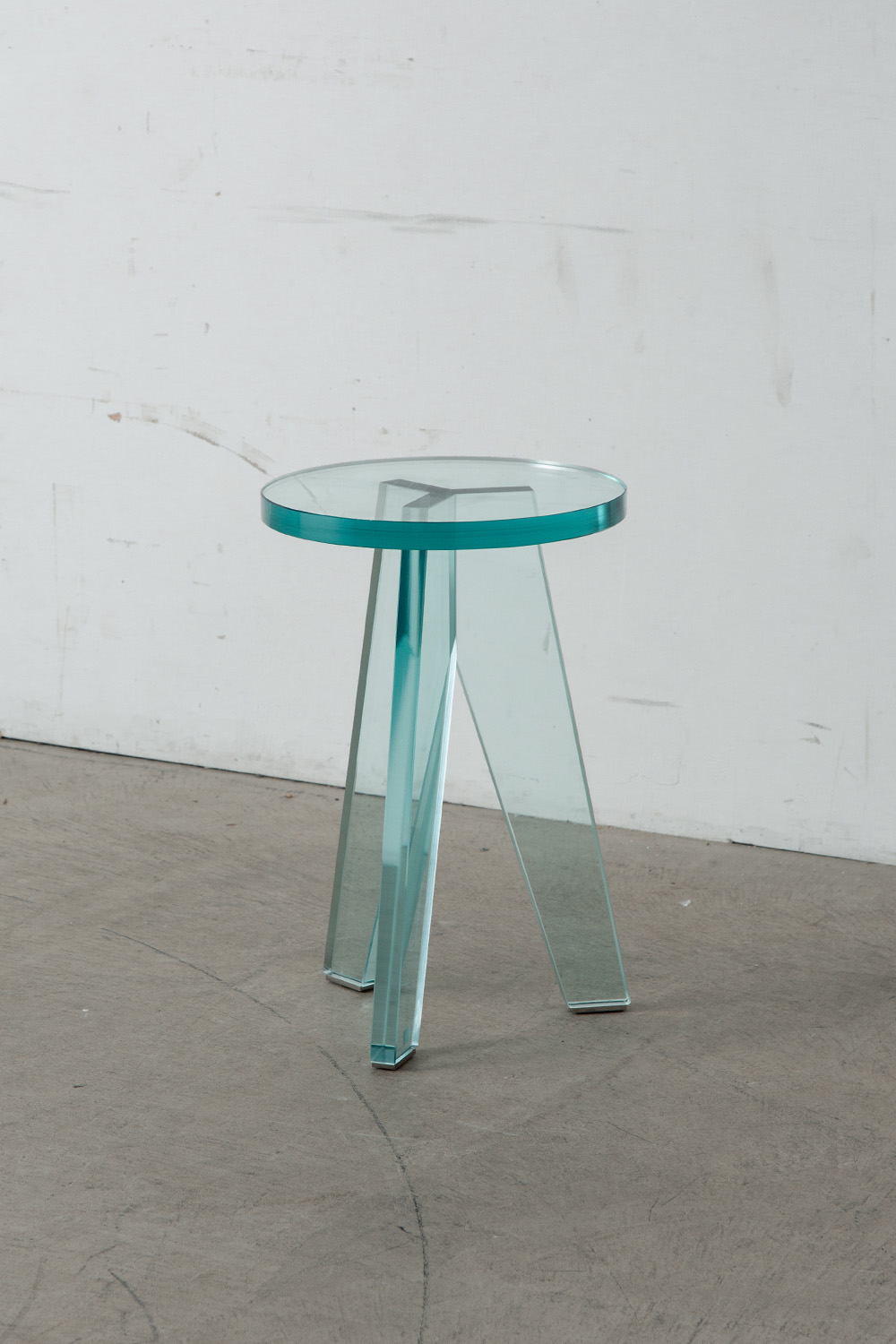 Crystal Stool,Philippe Starck,フィリップ・スタルク,清澄白河,Antique,Vintage,Interior Design,topso,stoop,stool,アンティーク,ビンテージ,ヴィンテージ,家具,雑貨,インテリア,店舗什器,設計,インテリアデザイン,内装,什器,店舗設計,ギャラリー,デザイナーズ家具,ショールーム,椅子,スツール,GLAS ITALIA,グラスイタリア