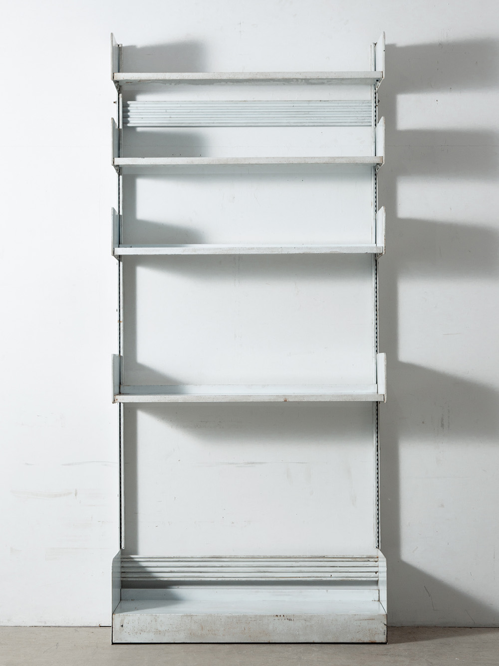 ‘Congresso’ Unit Shelf for Lips Vago in Steel