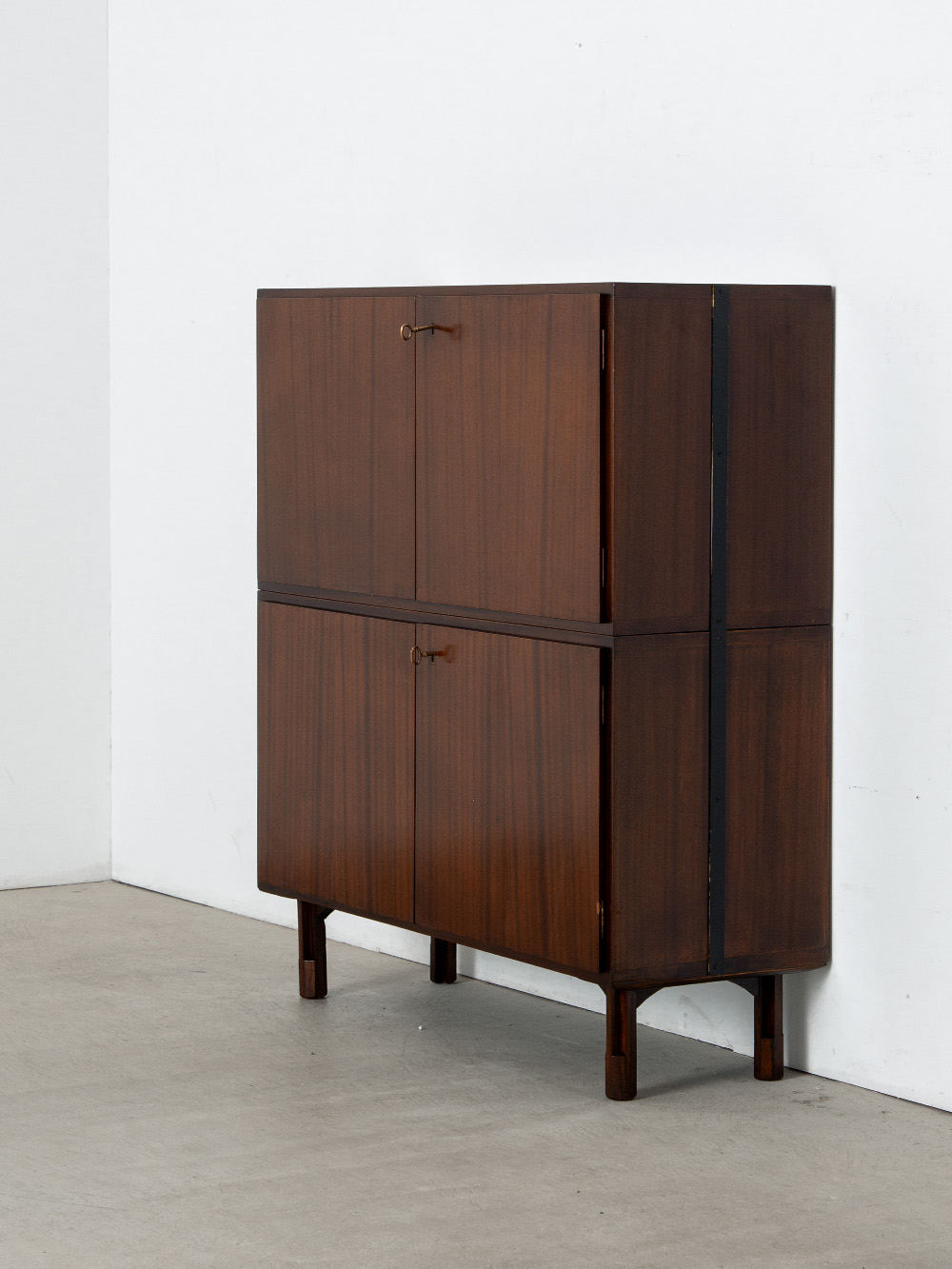 Cabinet in Wood and Steel