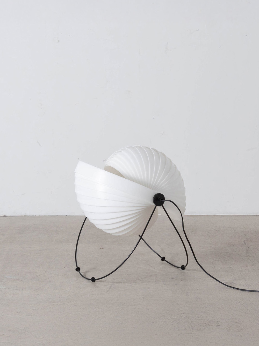 ‘ECLIPSE’ Floor Lamp by Mauricio Klabin for OBJEKTO