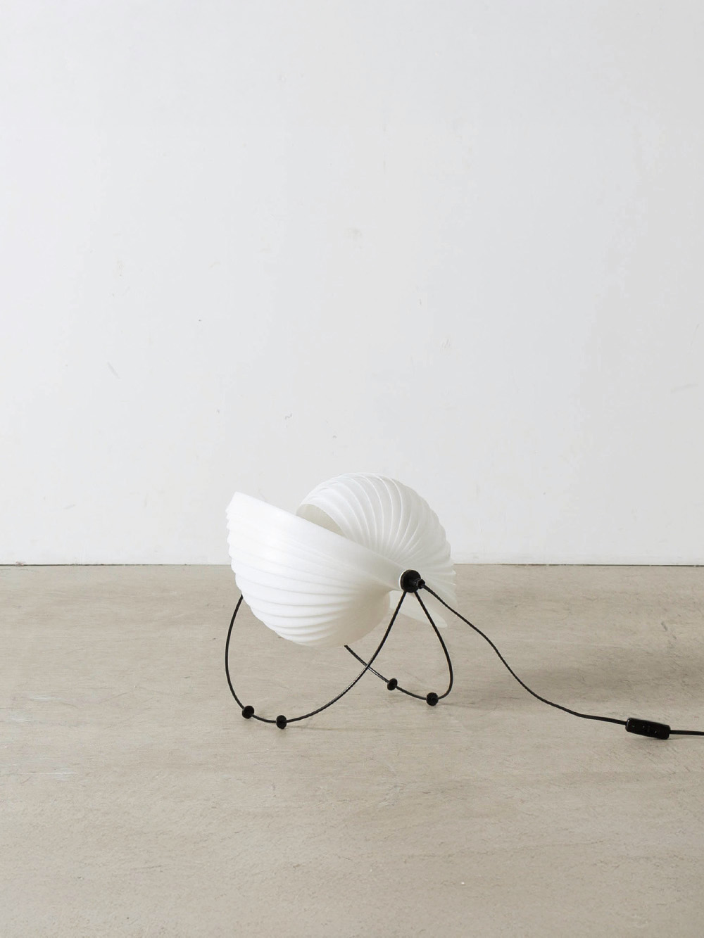 ‘ECLIPSE’ Desk Lamp by Mauricio Klabin for OBJEKTO