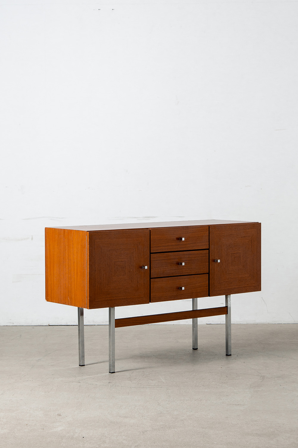 Sideboard in Wood and Aluminum