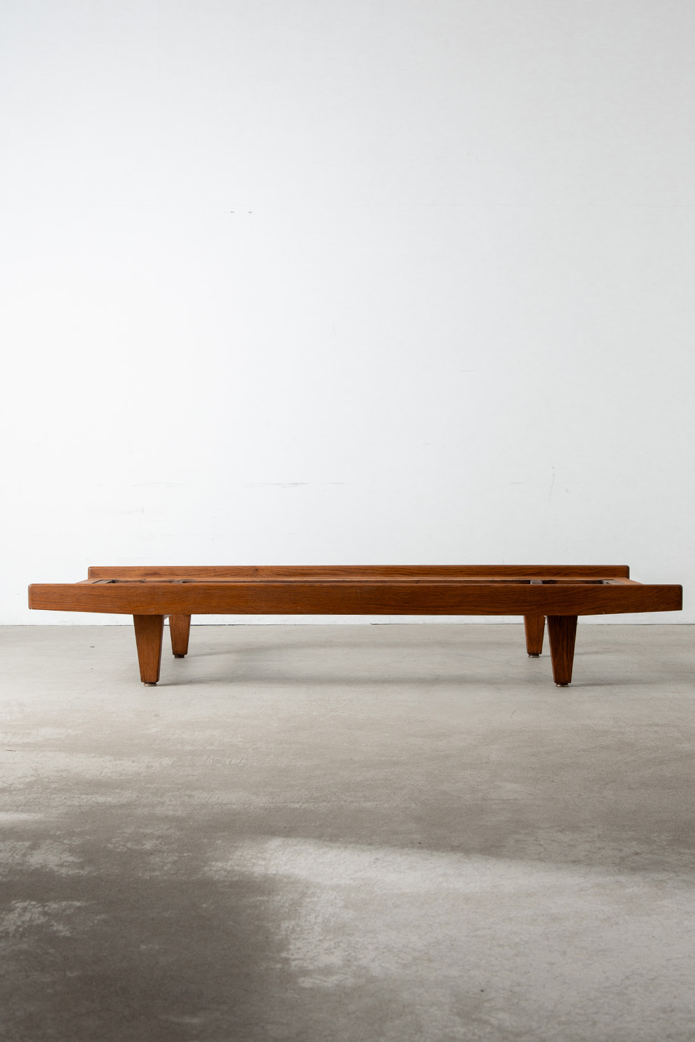 France Vintage Day Bed in Oak
