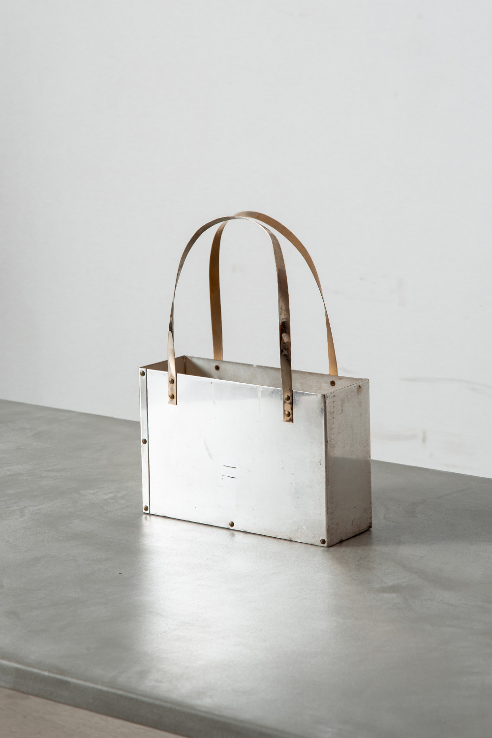 Display Bag in Metal
