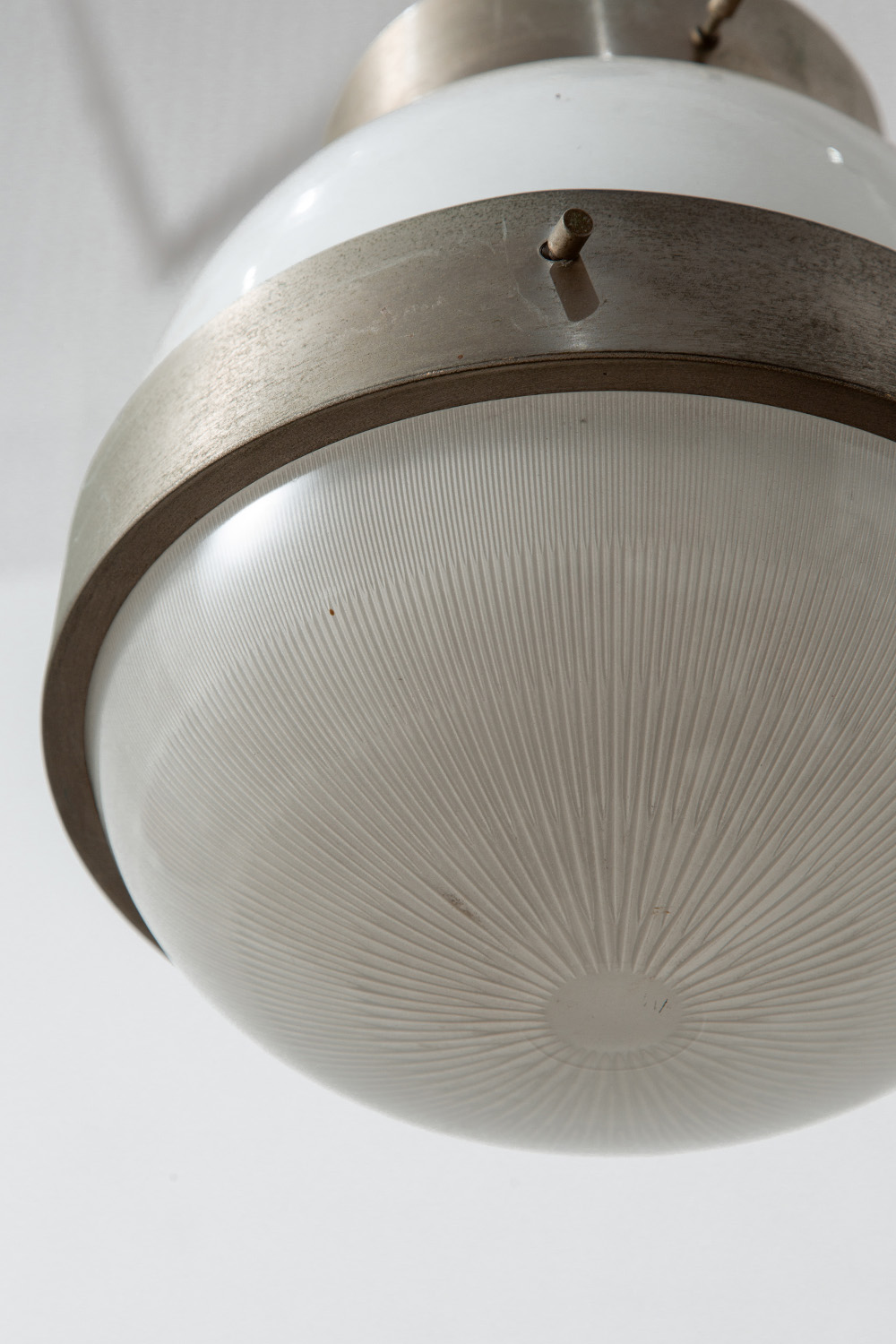 ‘Delta Grande’ Pendant Lamp by Sergio Mazza for Artemide in Glass and Brass