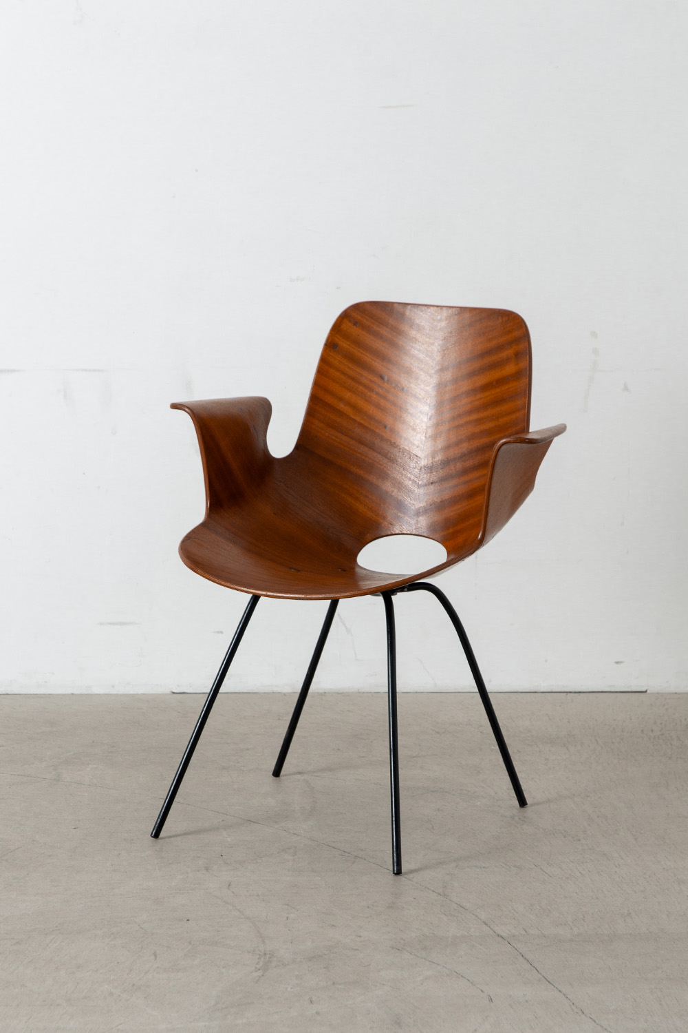 ‘Medea’ Armrest Chair by Vittorio Nobili for Tagliabue F.lli in Plywood and Steel