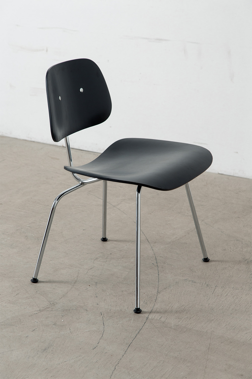 ‘DCM‘ Chair by Charles & Ray Eames for Herman Miller in Plywood and Stainless