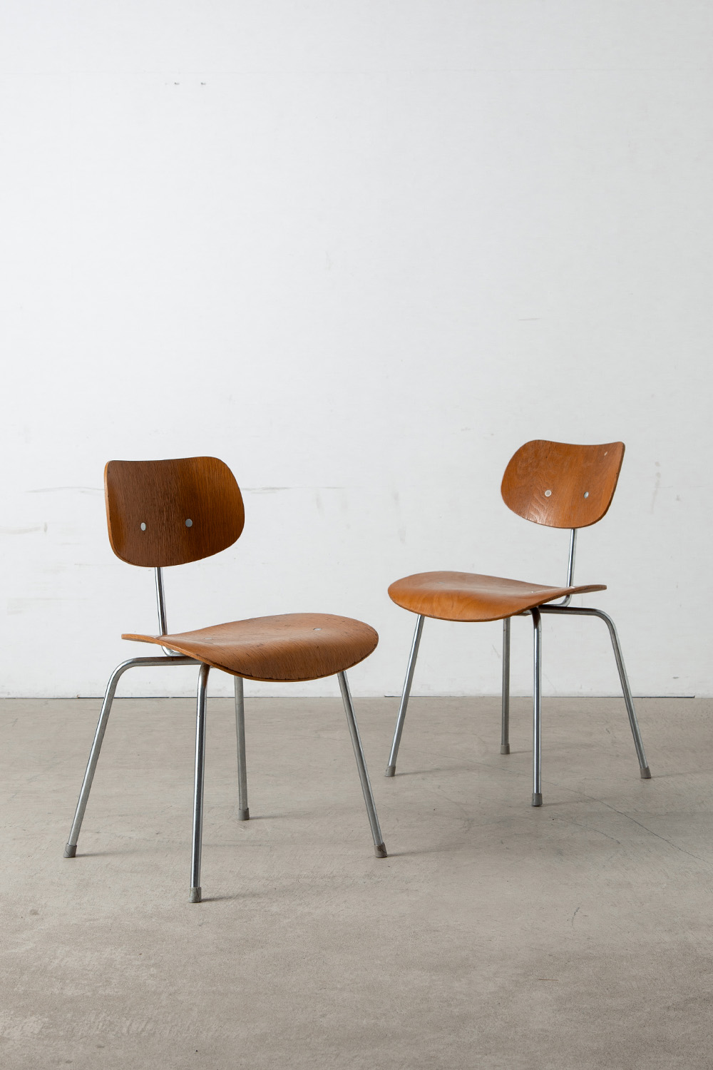 ‘SE 68’ Chair by Egon Eiermann for Wilde + Spieth in Wood and Steel