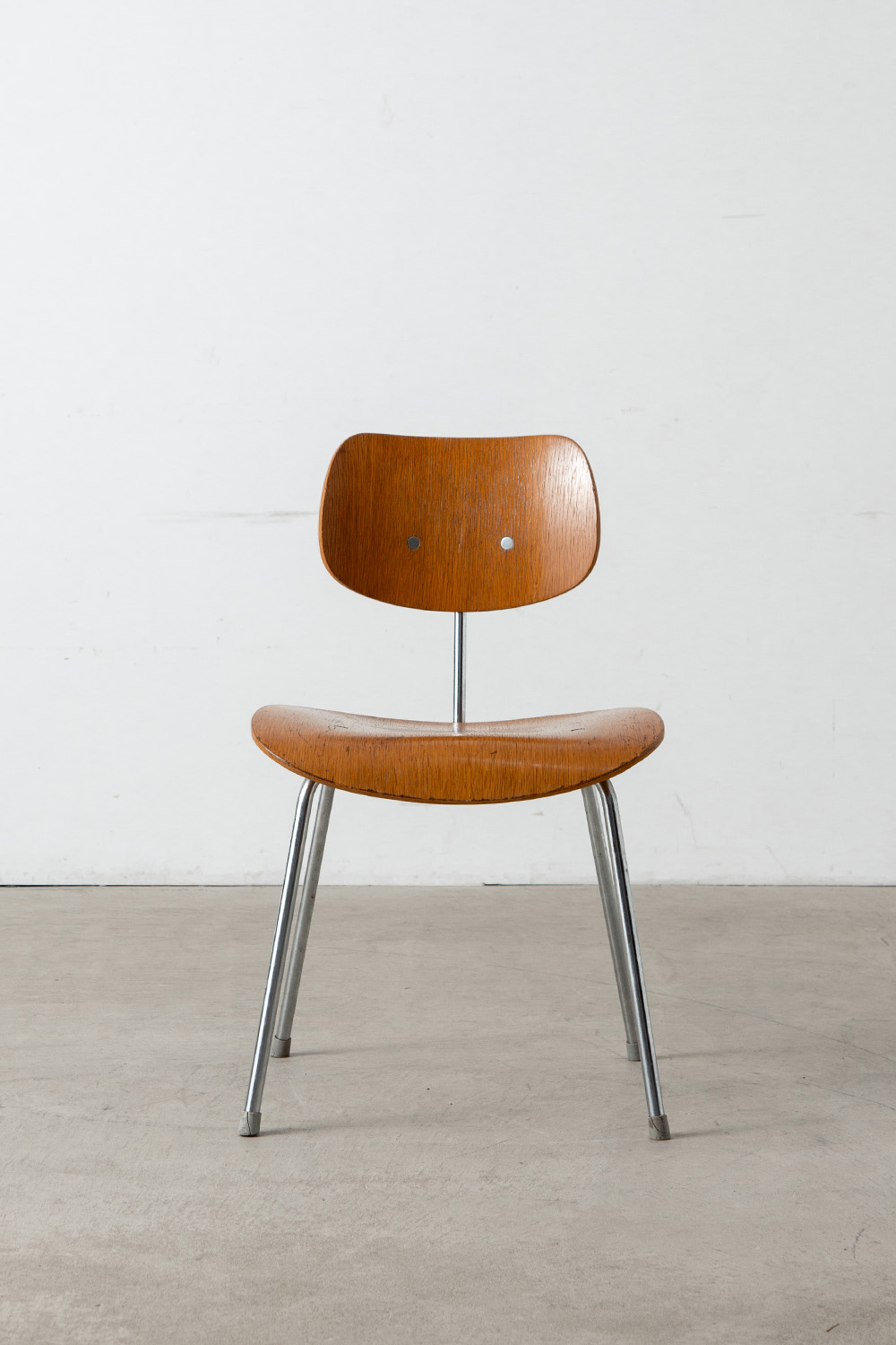 ‘SE 68’ Chair by Egon Eiermann for Wilde + Spieth in Wood and Steel