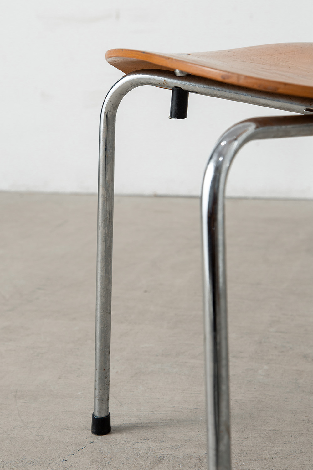 ‘SE 68’ Stacking Chair by Egon Eiermann for Wilde + Spieth in Wood and Steel