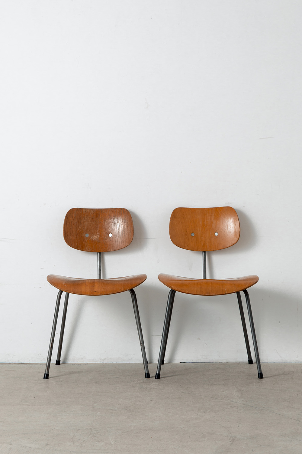 ‘SE 68’ Chair by Egon Eiermann for Wilde + Spieth in Wood and Steel