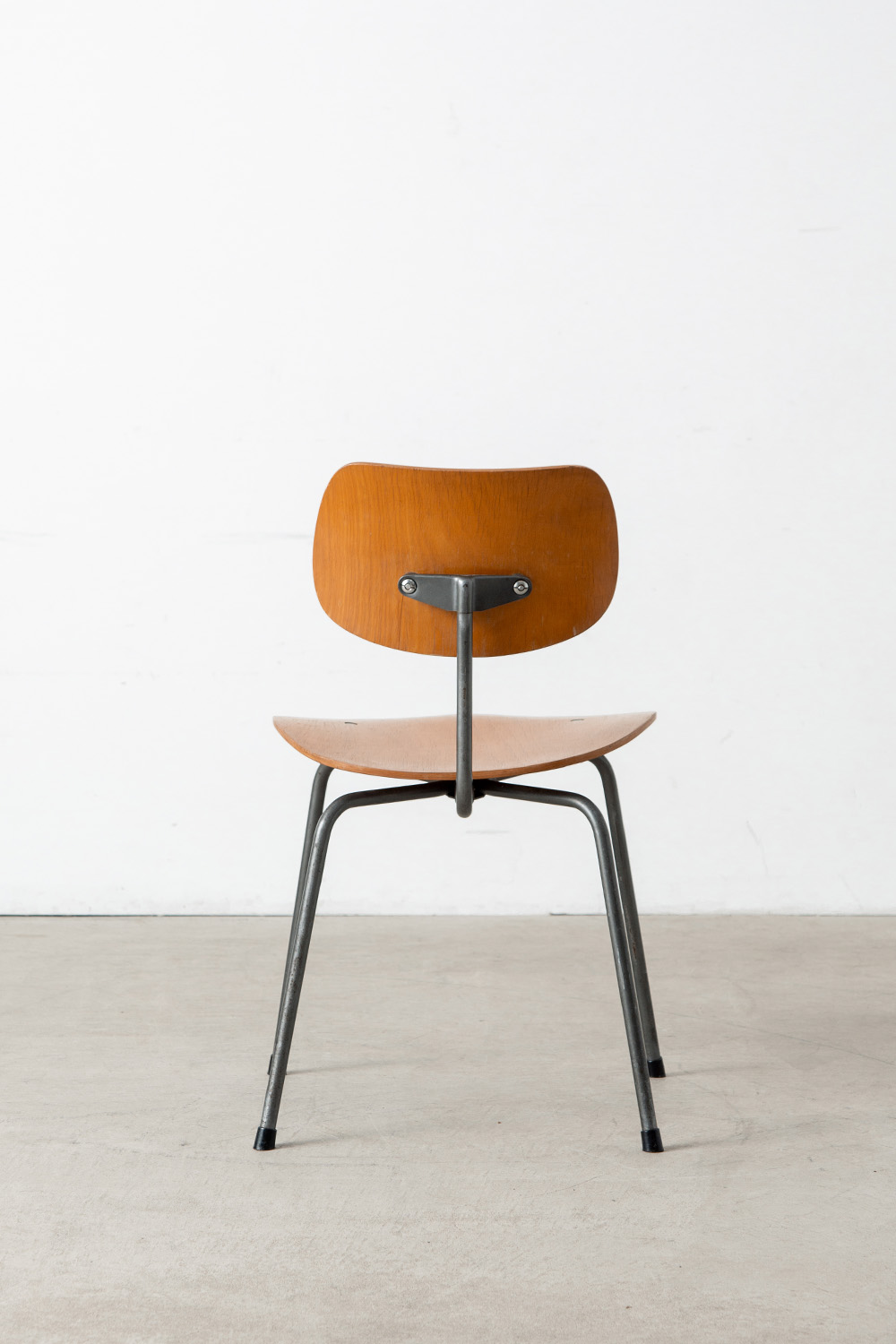 ‘SE 68’ Chair by Egon Eiermann for Wilde + Spieth in Wood and Steel