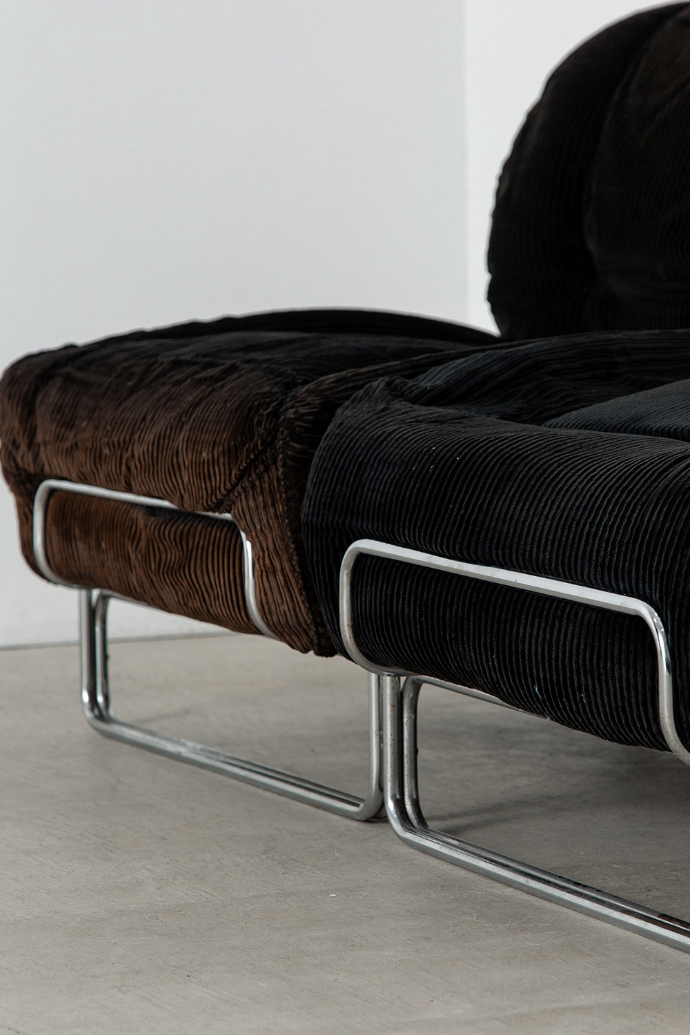 Vintage Sofa,Sofa,ソファ,Italy,イタリア,stoop,清澄白河,アンティークショップ,Antique,Vintage,Interior Design,アンティーク,ビンテージ,ヴィンテージ,家具,雑貨,インテリア,店舗什器,設計,インテリアデザイン,内装,什器,店舗設計,ギャラリー,