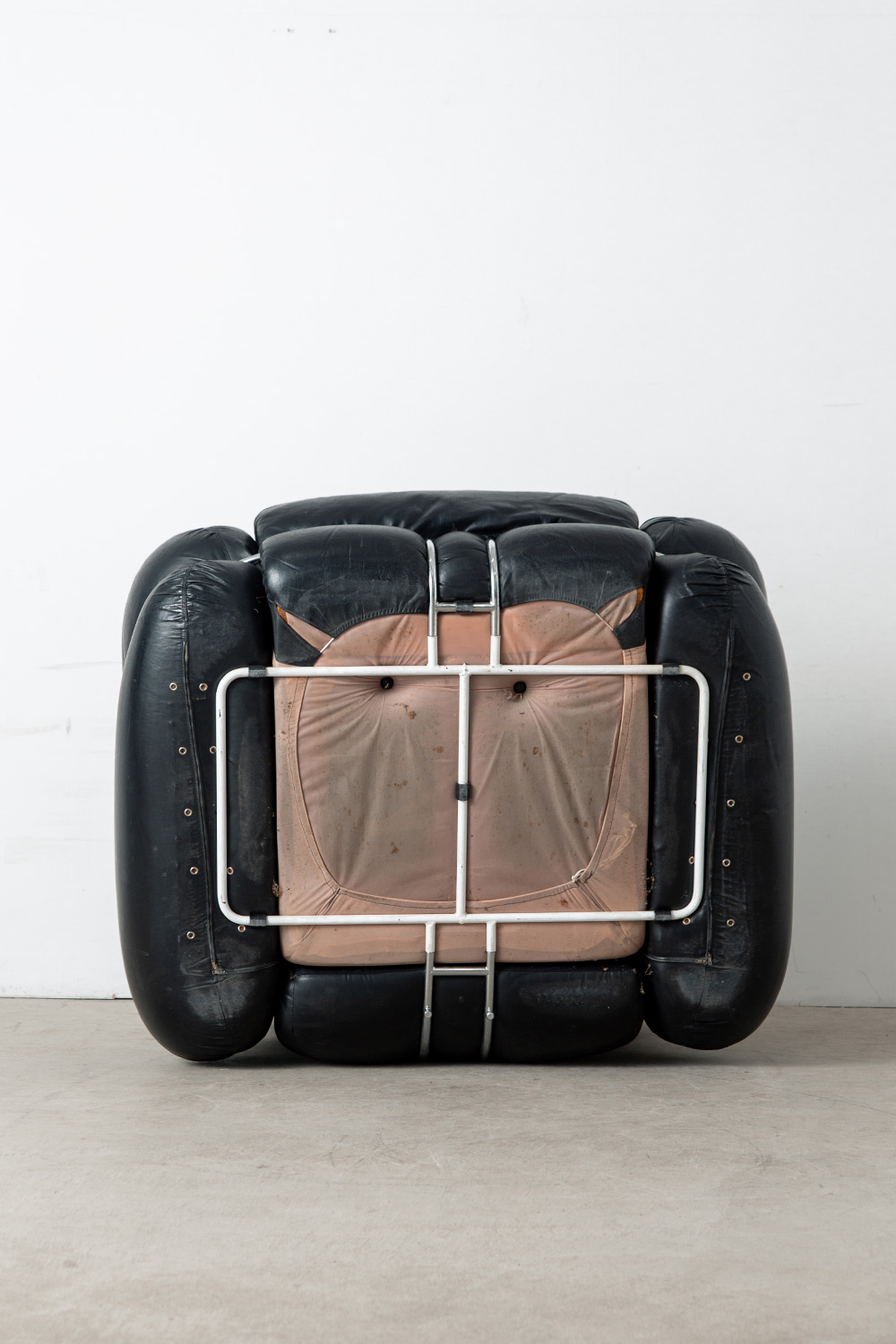 ‘Okay’ Sofa by Adriano Piazzesi in Leather and Chrome
