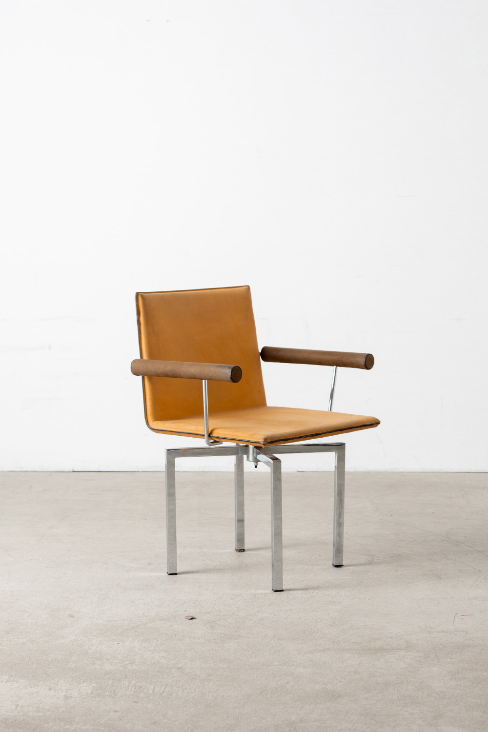 Dining Chair in Suede and Stainless