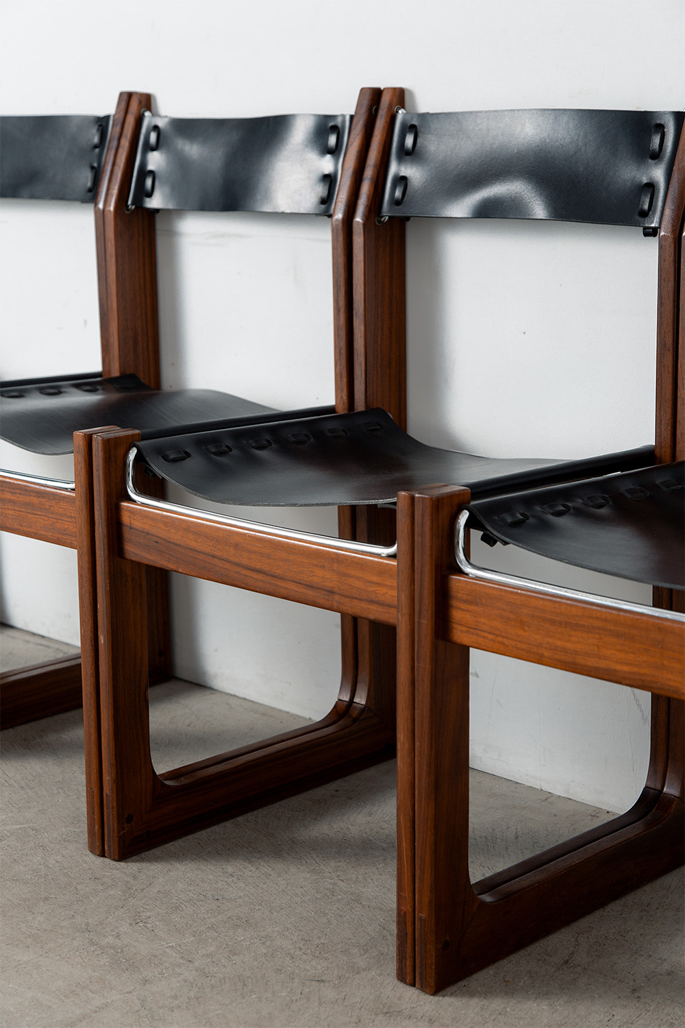 Dining Chair in Wood and Leather