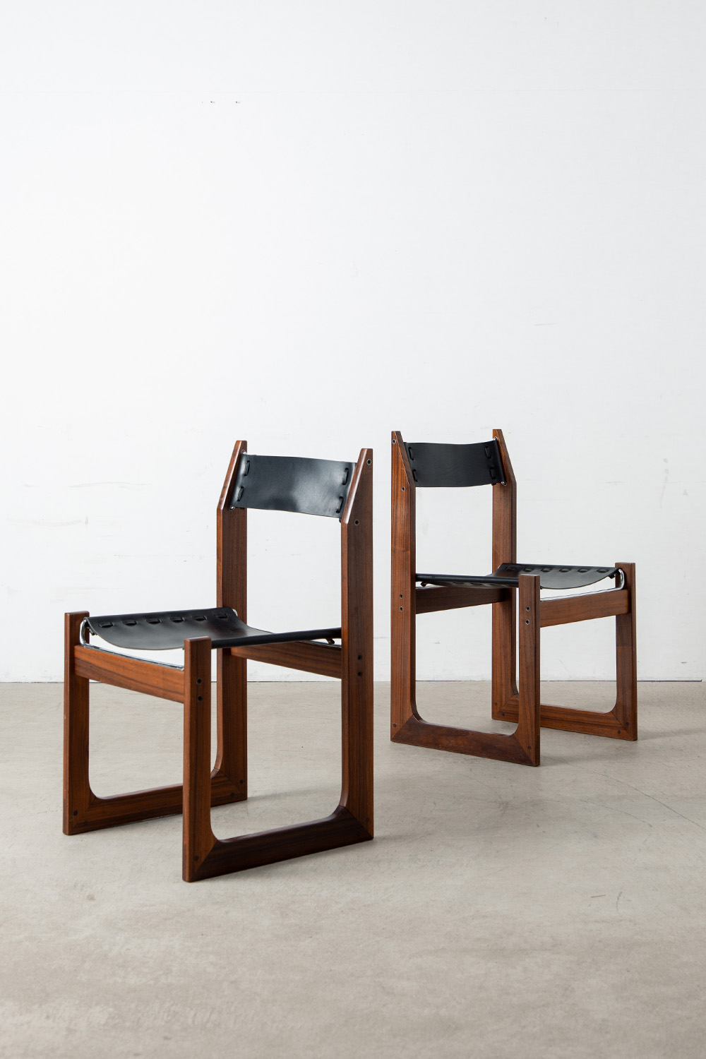 Dining Chair in Wood and Leather