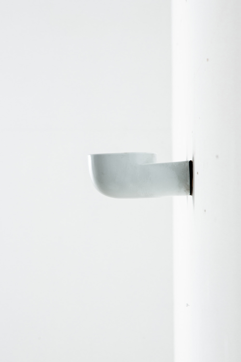 ‘Pafo’ Wall Lamp by Ernesto Gismondi for Artemide in Ceramic