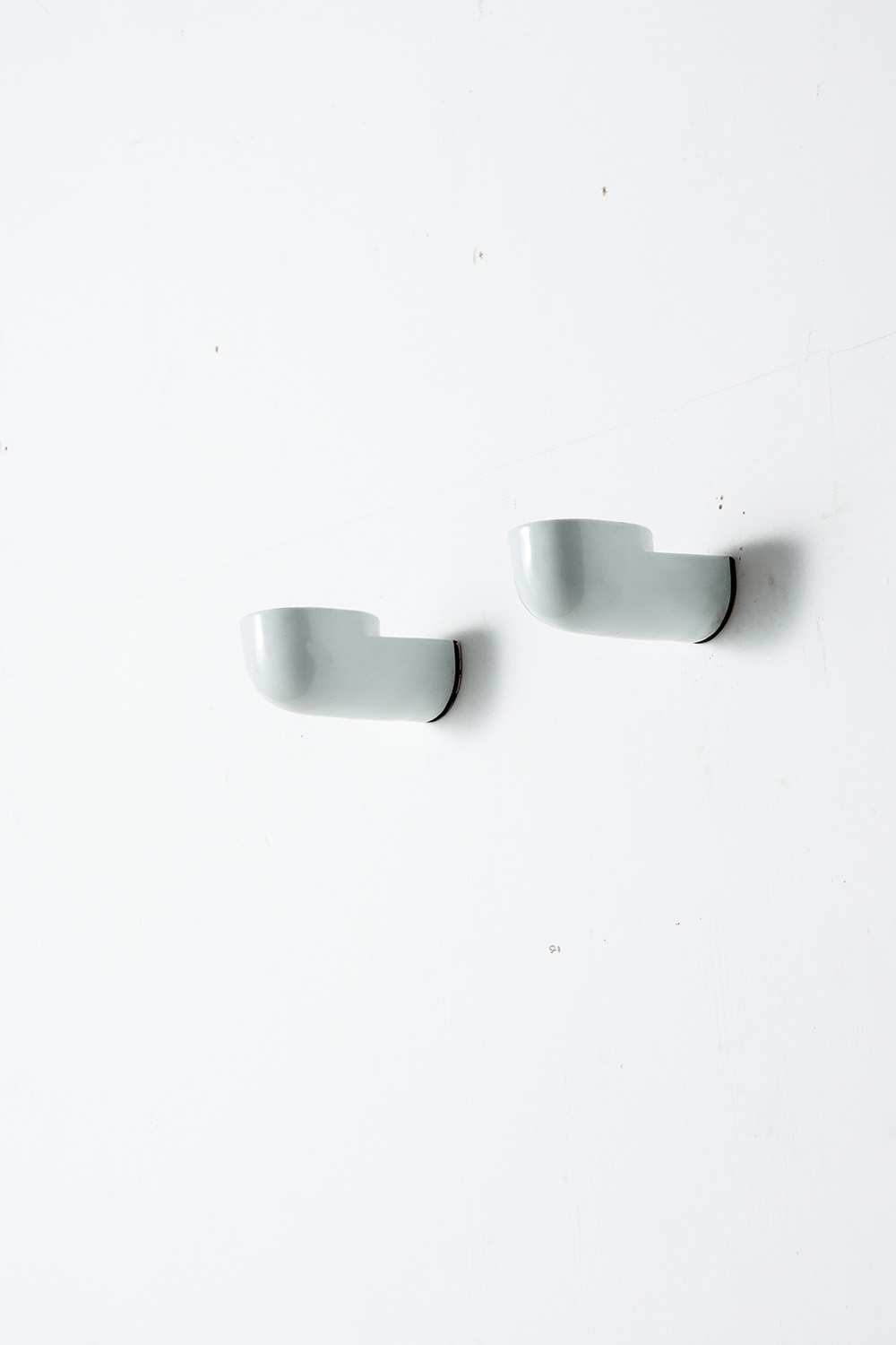 ‘Pafo’ Wall Lamp by Ernesto Gismondi for Artemide in Ceramic