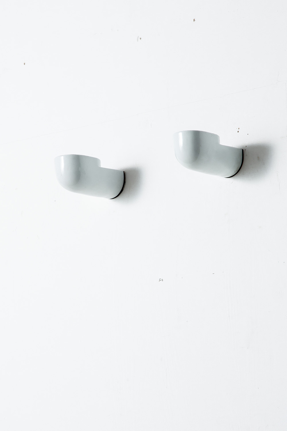 ‘Pafo’ Wall Lamp by Ernesto Gismondi for Artemide in Ceramic