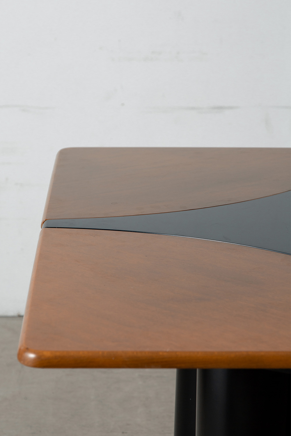 Extension Dining Table in Wood