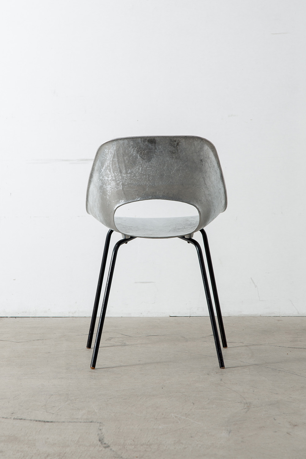 ‘Tulip’ Chair by Pierre Guariche for Steiner in Aluminium and Steel