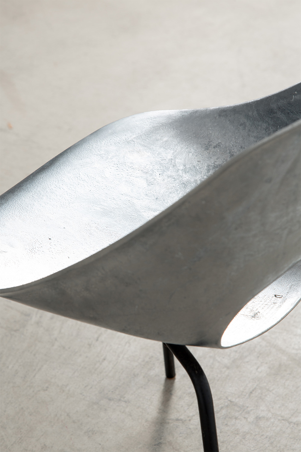 ‘Tulip’ Chair by Pierre Guariche for Steiner in Aluminium and Steel