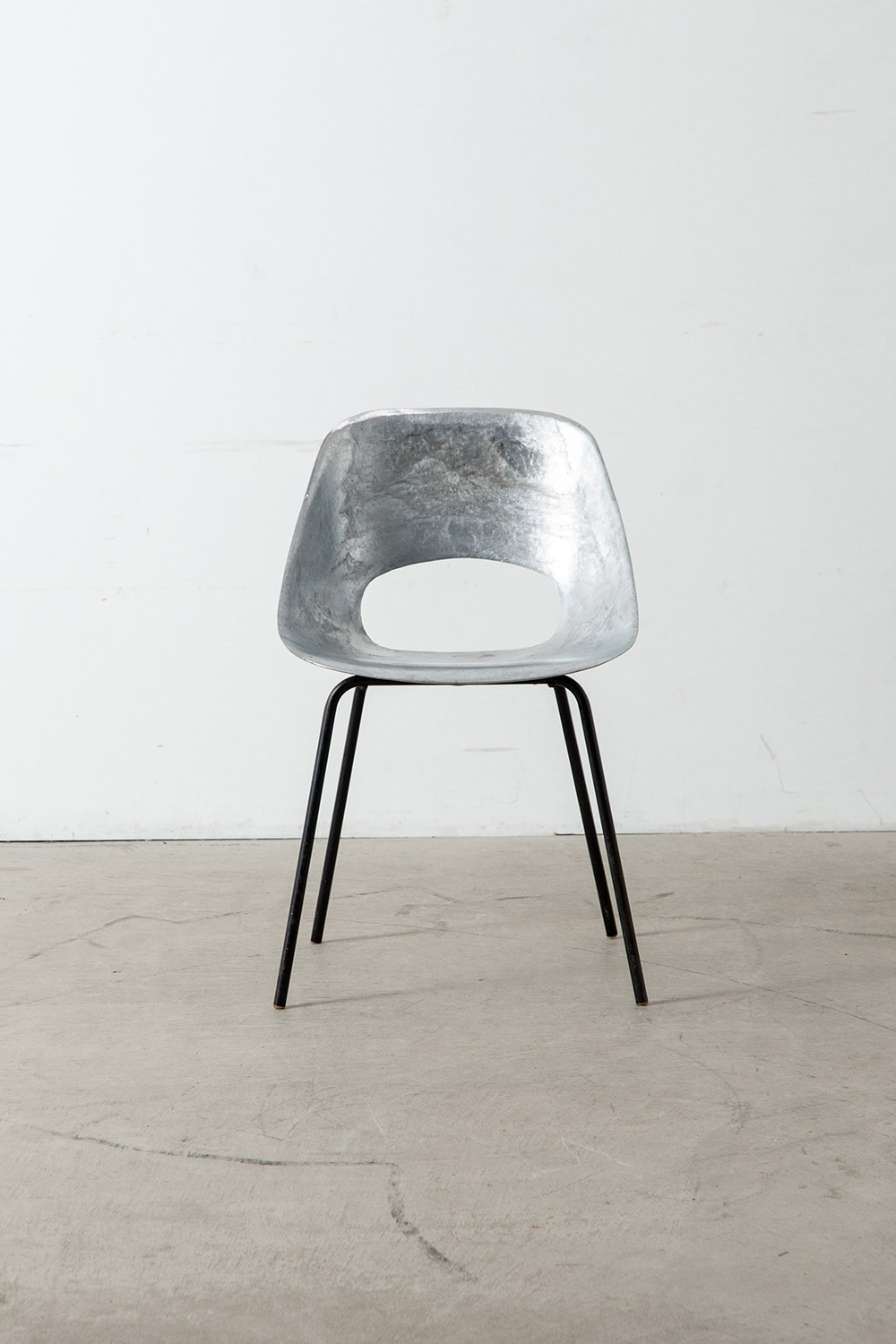 ‘Tulip’ Chair by Pierre Guariche for Steiner in Aluminium and Steel