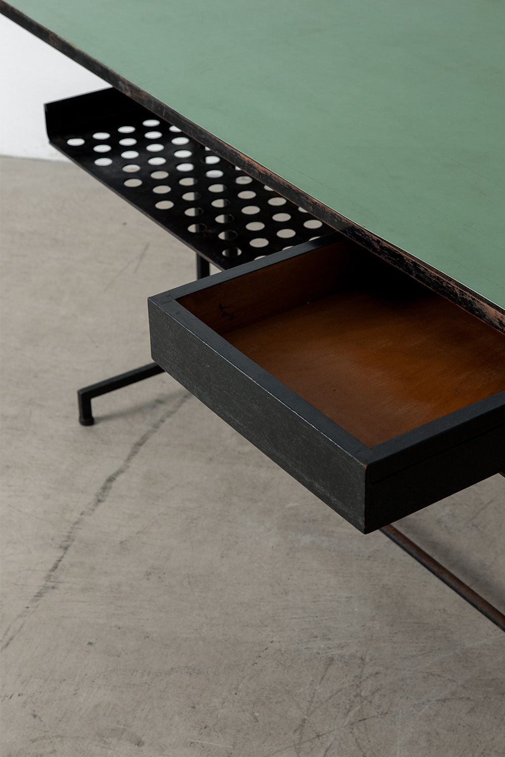 Industrial Desk in Wood and Steel