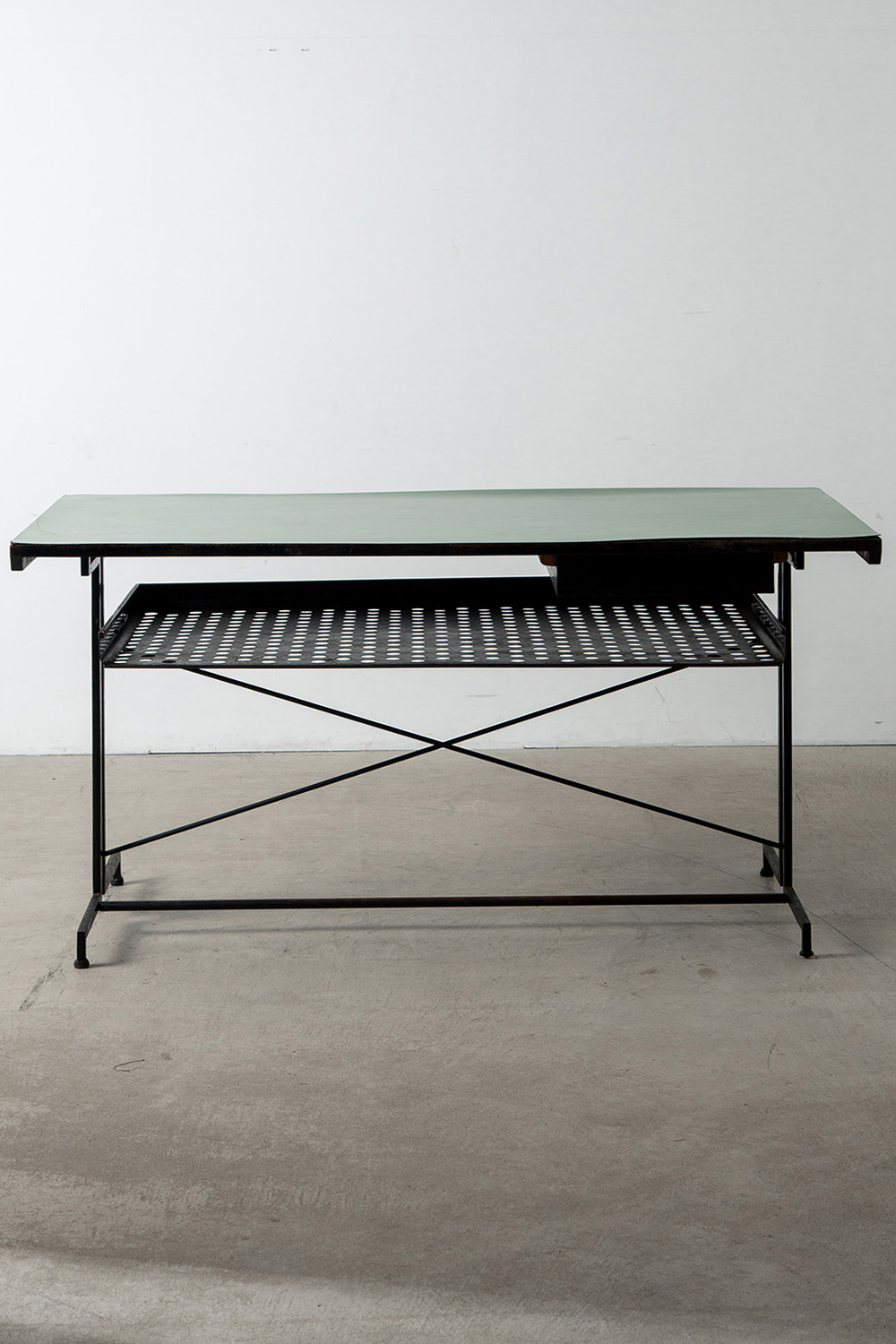 Industrial Desk in Wood and Steel