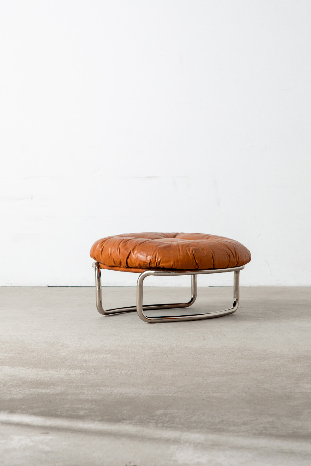 ‘915’ Lounge Chair & Ottoman Set by Carlo De Carli for Cinova in Leather and Chrome