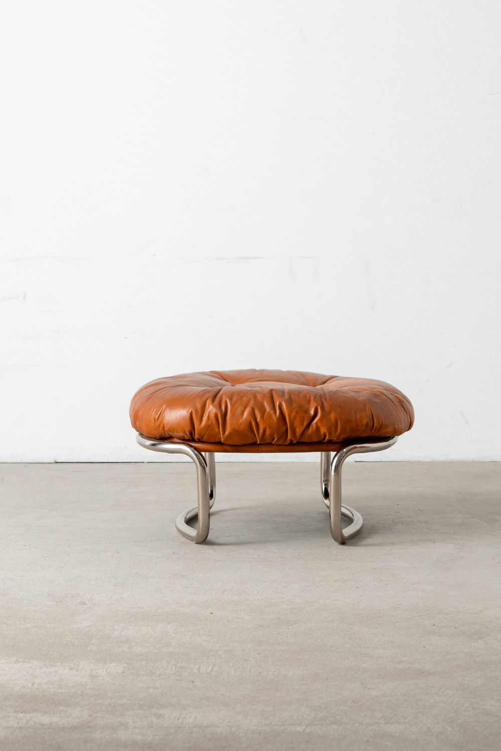‘915’ Lounge Chair & Ottoman Set by Carlo De Carli for Cinova in Leather and Chrome