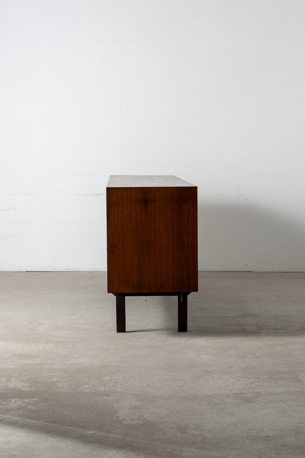 Sideboad,STORAGE,MID-CENTURY MODERN,Netherlands,オランダ,stoop,topso,清澄白河,Antique,Vintage,Interior Design,アンティーク,ビンテージ,ヴィンテージ,家具,雑貨,インテリア,店舗什器,設計,インテリアデザイン,内装,什器,店舗設計,ギャラリー,デザイナーズ家具,ショールーム