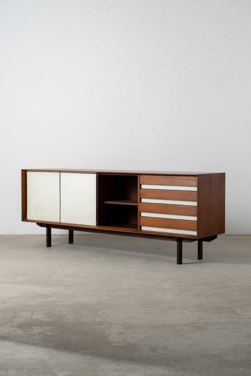Sideboad,STORAGE,MID-CENTURY MODERN,Netherlands,オランダ,stoop,topso,清澄白河,Antique,Vintage,Interior Design,アンティーク,ビンテージ,ヴィンテージ,家具,雑貨,インテリア,店舗什器,設計,インテリアデザイン,内装,什器,店舗設計,ギャラリー,デザイナーズ家具,ショールーム