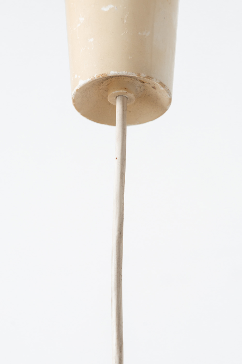 Cocoon Pendant Lamp in Resin and Plastic
